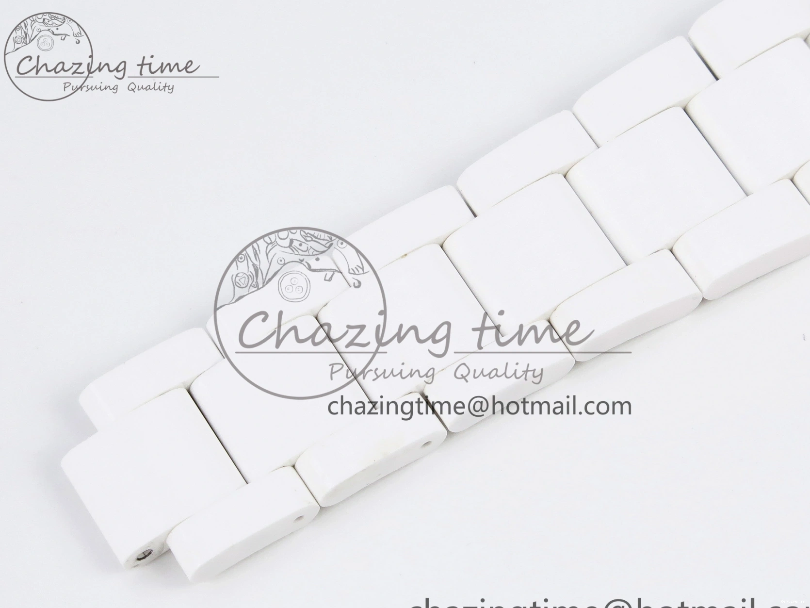 1220 MoistureWicking Daytona AET White Ceramic Case and Bracelet Green Dial SA4130 V 1891